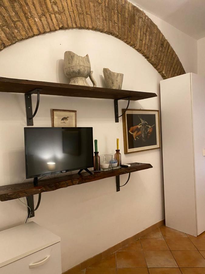 Apartment For 6 People Rom